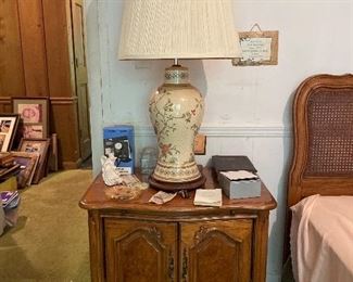French  Provincial bedside table, large oriental lamp,  