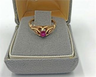 14K Pink Sapphire Ring 