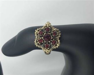18K Garnet Moissanite Ring 