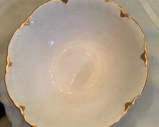 Johnson Brothers Chantilly vegetable bowl.  