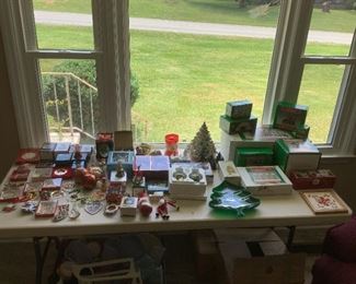 Not pictured are several Santa Claus statues.