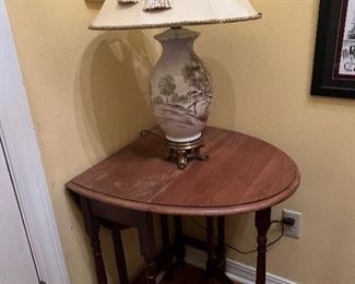 Drop leaf table with lovely Asian lamp