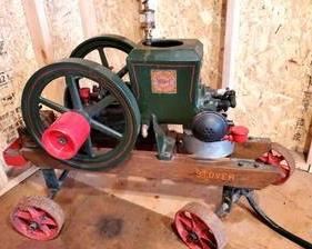 Vintage Stovers Mfg & Engine Co Hit & Miss Engine. 