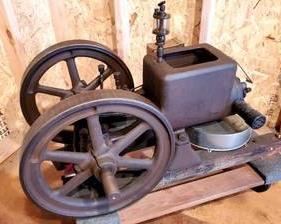 Vintage GEO. C. Christopher Hit & Miss Engine. This item might need to be drained before transporting