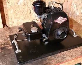 Restored Vintage Briggs & Stratton Gasoline Engine, item not tested