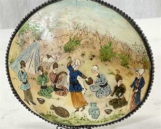 Painted Shell W Detailed Wire Frame Stand