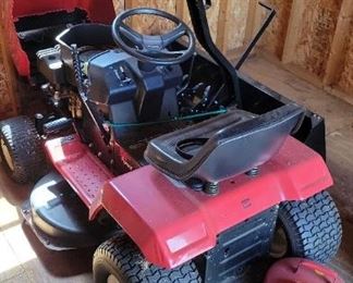 38 4 Speed Wizard Riding Lawnmower