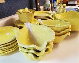 kitchen yellow dinnerware