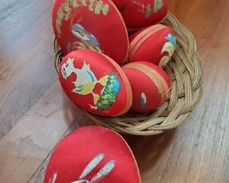 decor cloth eggs