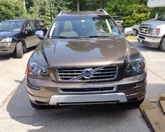 2013 Volvo XC90 only 37,000 miles only $21000.00!!!