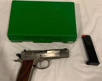 FT Witness Cal pt9 Para Pistol