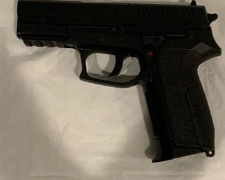 Sig Sauer SP2022 BB Pistol
