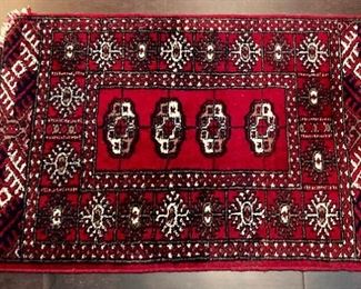 Antique wool rug 22" x 32"