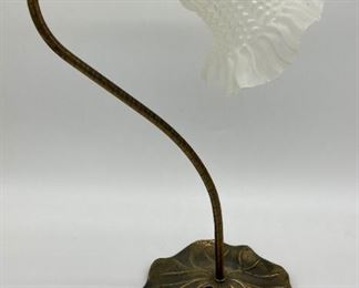 Brass lily pad lamp