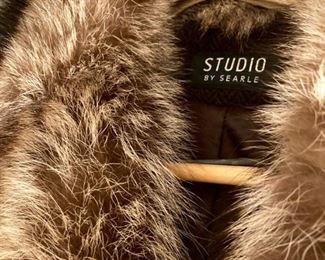 Designer and casual women's clothing, including Synergy Organic, Nahdree, Studio by Searle, Banana Republic, Brooks Brothers, Ralph Lauren, Meyer's, Izod, Tommy Hilfiger, The North Face, Lilly Pulitzer, L.L. Bean, Moulinette Souers, The Limited, J. Crew, Limited Express and many more!