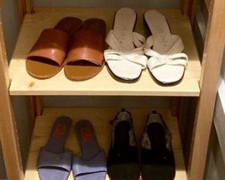 Women's shoes: dress shoes, sandals, flip-flops, sneakers, boots and more! Chanel, Coach, Ralph Lauren and Anne Klein to name a few.