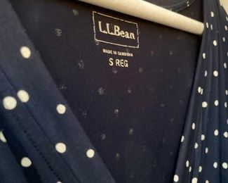 Designer and casual women's clothing, including Synergy Organic, Nahdree, Studio by Searle, Banana Republic, Brooks Brothers, Ralph Lauren, Meyer's, Izod, Tommy Hilfiger, The North Face, Lilly Pulitzer, L.L. Bean, Moulinette Souers, The Limited, J. Crew, Limited Express and many more!