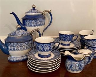 "Tile" by Bombay 34 pieces