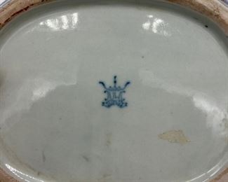 Vintage United Wilson ruffle rim fish bowl