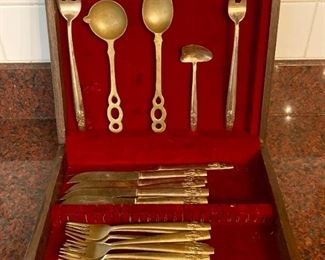 Silverware sets