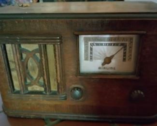 Vintage Airline Tabletop Radio