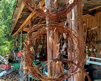 Barbed wire
Barb wire
Bobwire