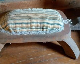 Turtle ottoman