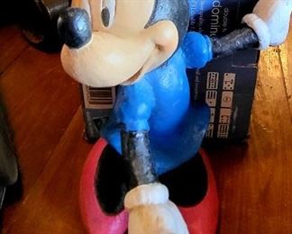 Minnie mouse Disney toy