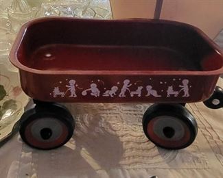 Doll wagon 