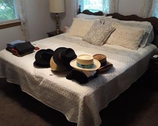 Tempurpedic side by side bed, newer