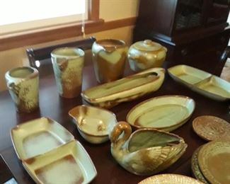 Frankona serving pieces 