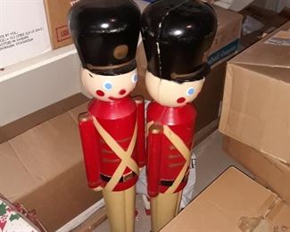 Christmas  decor  soldiers 
