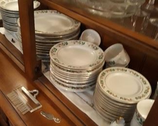 Christmas dishware set service  for  10