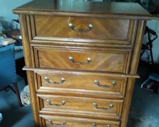 Matching celhest of drawers 