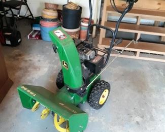 John Deere snow thrower , with electric start setup.