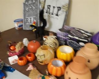 Halloween  Collectibles 