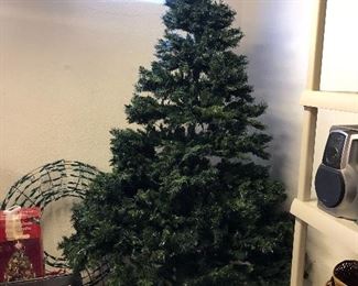 Perlite artificial Christmas tree