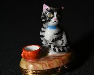 Limoge gray tabby cat trinket box