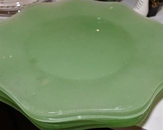Milky emerald glass plates