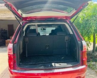 2012 GMC Arcadia Denali AWD 6 Cylinder D 3.6L
116,148 Miles
$12,800
MM accepts all bids on vehicles during sale hours. If financing is required, you must be pre-approved. MM accepts cashiers check, cash & financing.