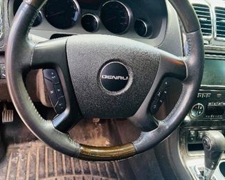 2012 GMC Arcadia Denali AWD 6 Cylinder D 3.6L FI DOHC 220 CID
116,148 Miles
$12,800
MM accepts all bids on vehicles during sale hours. If financing is required, you must be pre-approved. MM accepts cashiers check, cash & financing.