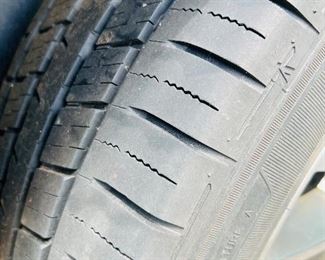 2012 GMC Arcadia Denali AWD 6 Cylinder D 3.6L
116,148 Miles
12,800
MM accepts all bids on vehicles during sale hours. If financing is required, you must be pre-approved. MM accepts cashiers check, cash & financing.