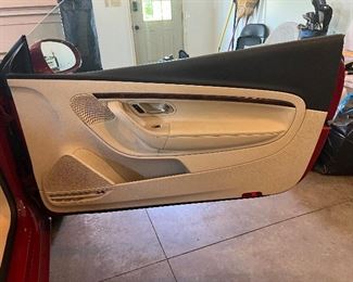 2007 Volkswagen Eos 4 Cylinder 2.0L FI Turbo
2.0T Hard Top Convertible 2D
Mileage 66,105
$6,000