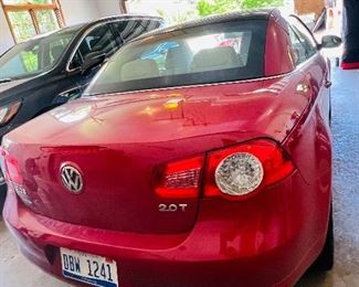 2007 Volkswagen Eos 4 Cylinder 2.0L FI Turbo
2.0T Hard Top Convertible 2D
Mileage 66,105
$6,000