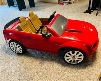 Mustang Power Wheel - In excellent working condition