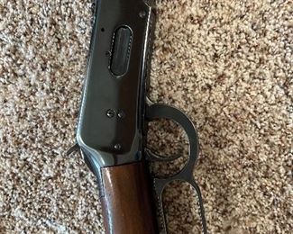 Winchester Model 94 30-30 Win Lever Action - slight scratches on stock but overall excellent condition