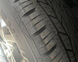 2020 Blue Buick Enclave Avenir 4D AWD 6 Cylinder W 3.6L
23,981 Miles
$47,000