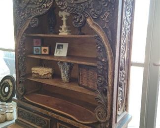 Large shelf w/2 drawers