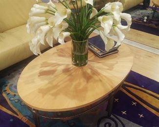 MODERN BLONDE WOOD COCKTAIL TABLE TO END TABLES AND CONSOLE TABLE. 4PC SET
$300.00