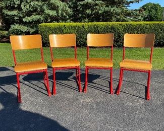 GORGEOUS VINTAGE EAMES STYLE SCHOOL CHAIRS MADE BY STANDARD TUBE T.I. LIMITED 